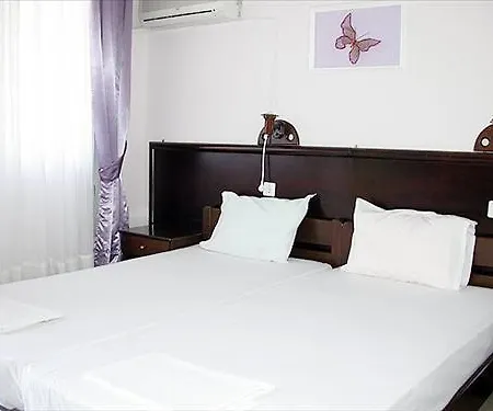 Nafsika Hotel