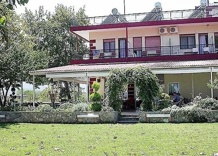 Nafsika Hotel